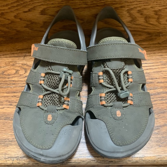 Teva Barracuda Slip on Shoe [hiking, size 4, comfortable, water shoes] - Picture 4 of 6